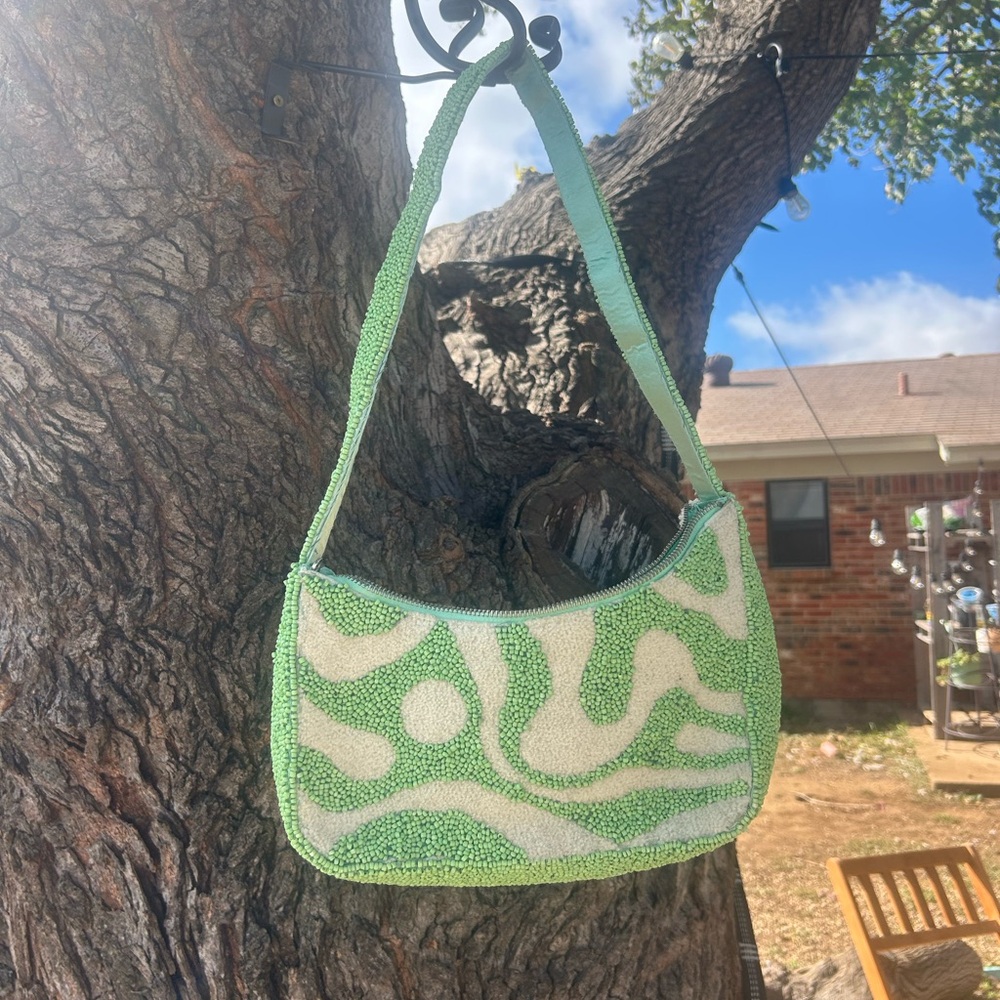 Elegant Green and White Beaded Shoulder Bag